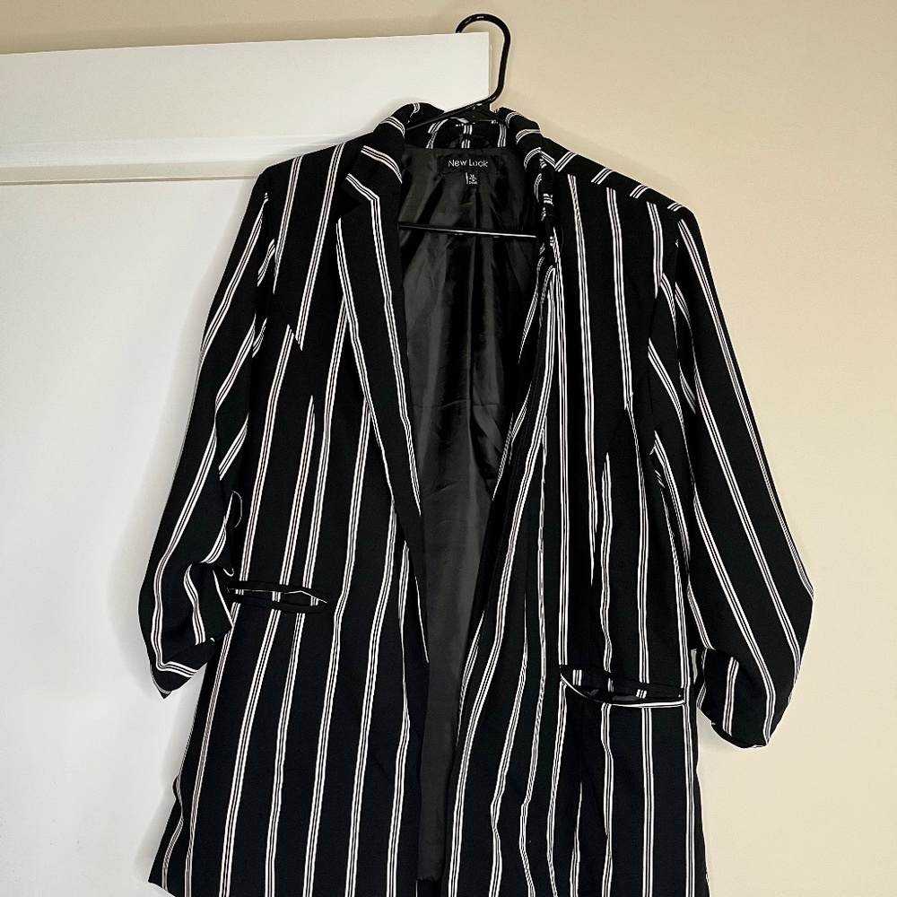 Stripe blazer.